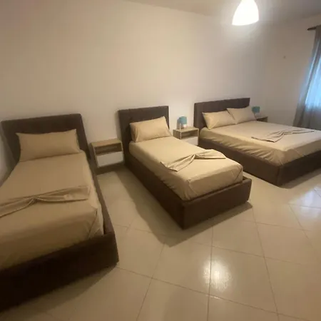 Lungomare Apartment *